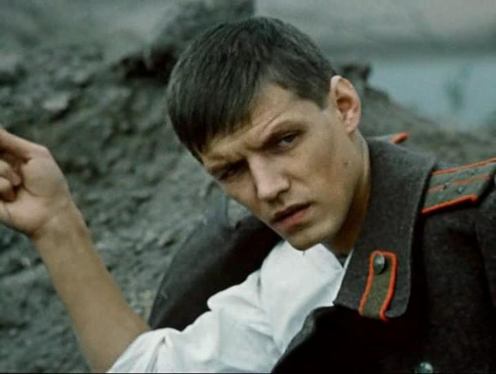 Кадр из фильма Батальоны просят огня (1985)