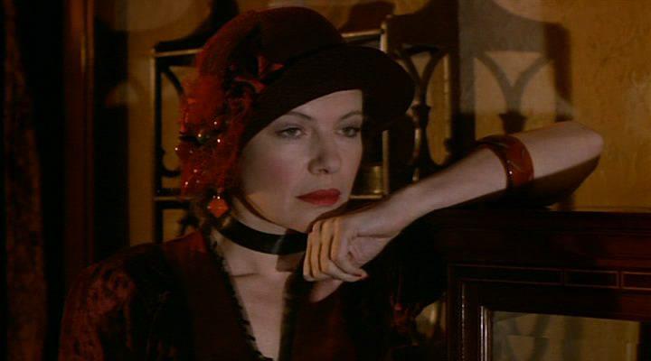 Кадр из фильма Пурпурная роза Каира / Purple Rose of Cairo (1985)