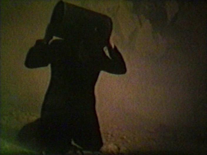 Кадр из фильма Разговор с ангелом / The Angelic Conversation (1985)