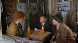 Кадры из фильма Банда Ольсена: Нефтяная вендетта / Olsenbanden jr. og det sorte gullet (2009)