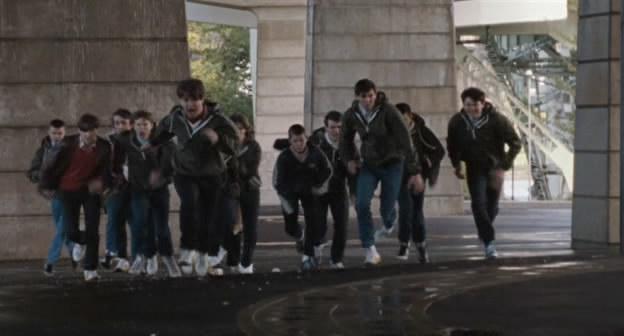 Кадр из фильма Ушедшее время / Awaydays (2009)