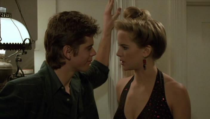 Кадр из фильма Тайный поклонник / Secret Admirer (1985)