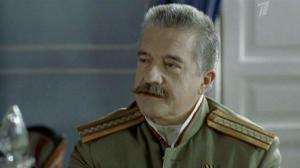 Кадры из фильма Багровый цвет снегопада (2009)