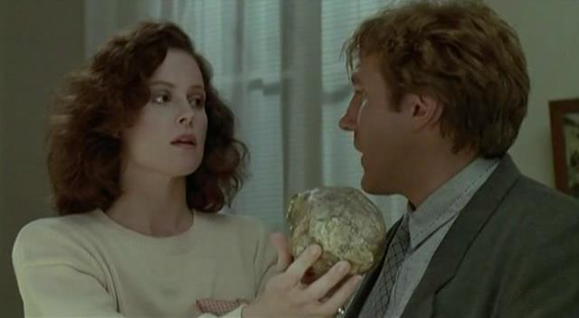 Кадр из фильма Одна женщина или две / Une femme ou deux (1985)