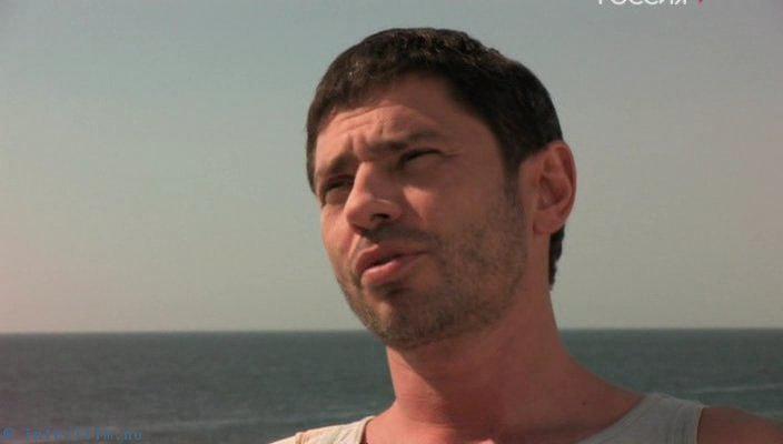 Кадр из фильма Синие как море глаза (2009)