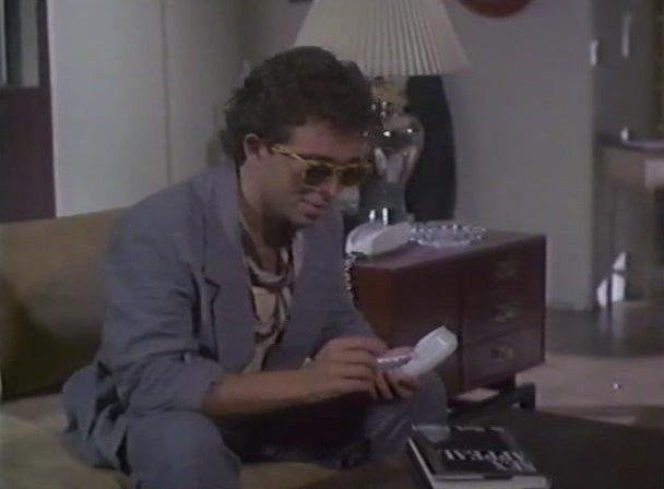 Кадр из фильма Секс – апил / Sex Appeal (1986)