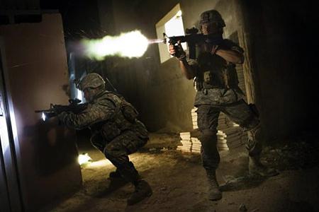 Кадр из фильма Повелитель бури / The Hurt Locker (2008)