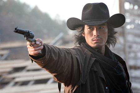 Кадр из фильма Сукияки Вестерн Джанго / Sukiyaki Western Django (2008)