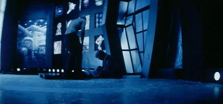 Кадр из фильма Чужой / Alag: He Is Different.... He Is Alone... (2008)