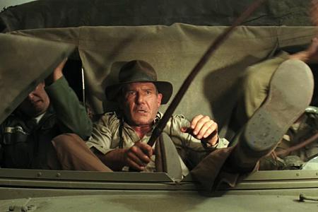Кадр из фильма Индиана Джонс и Королевство хрустального черепа / Indiana Jones and the Kingdom of the Crystal Skull (2008)