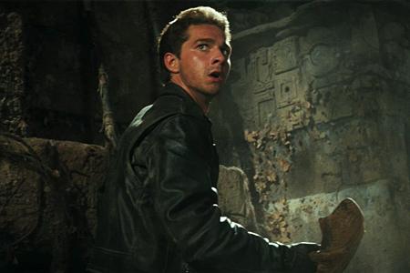 Кадр из фильма Индиана Джонс и Королевство хрустального черепа / Indiana Jones and the Kingdom of the Crystal Skull (2008)
