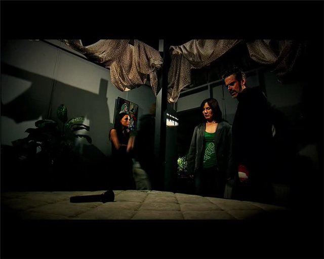 Кадр из фильма Грязь / Filth and Wisdom (2008)