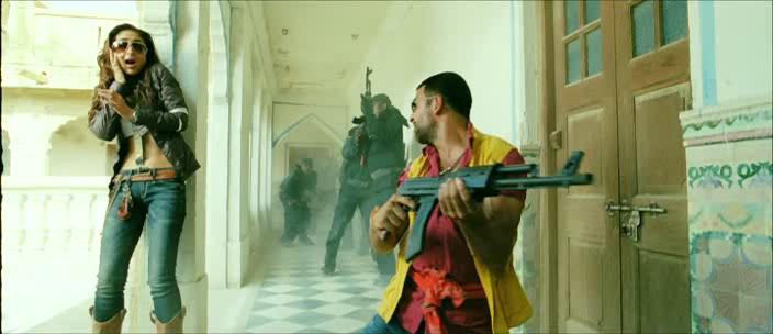 Кадр из фильма Отчаянные / Tashan (2008)