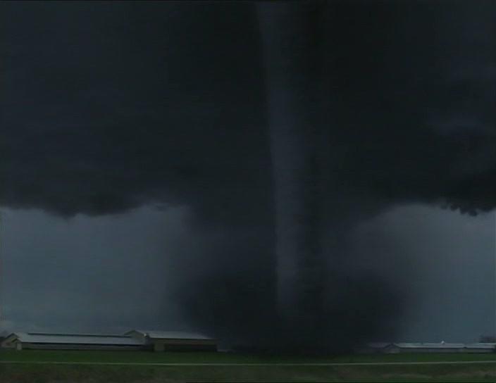 Кадр из фильма Штормовое предупреждение / Storm cell (2008)