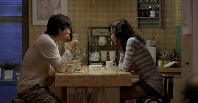 Кадр из фильма 6 лет в любви / 6nyeonjjae yeonaejung (2008)