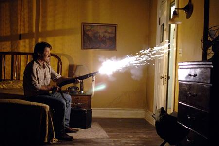 Кадр из фильма Старикам тут не место / No Country for Old Men (2008)