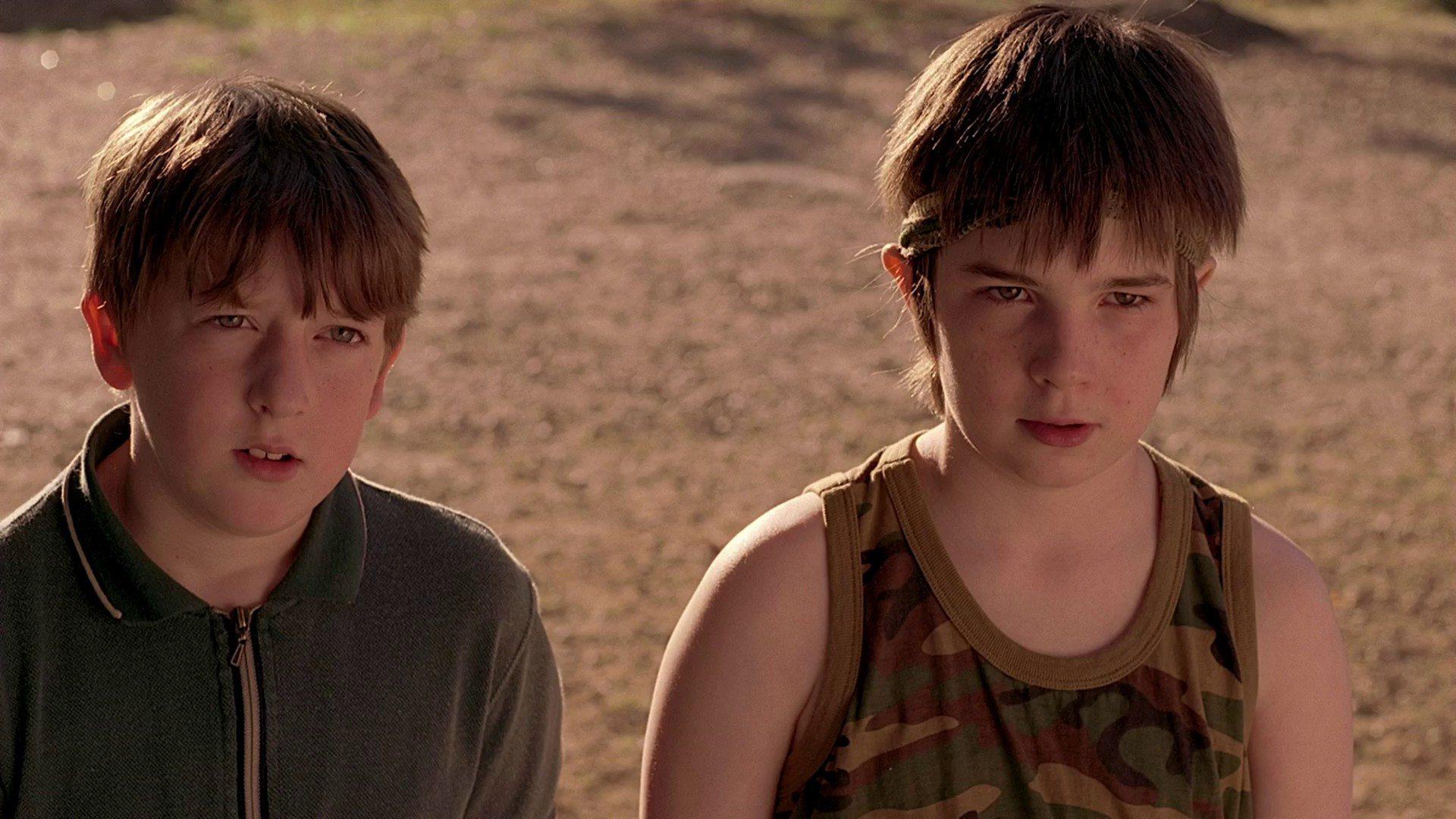 Кадр из фильма Летняя пора / Summerhood (2008)
