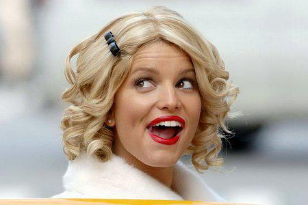Кадр из фильма Блондинка с амбициями / Blonde Ambition (2008)