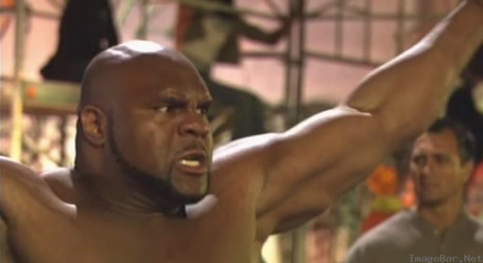 Кадр из фильма Кровь и кость / Blood and Bone (2009)
