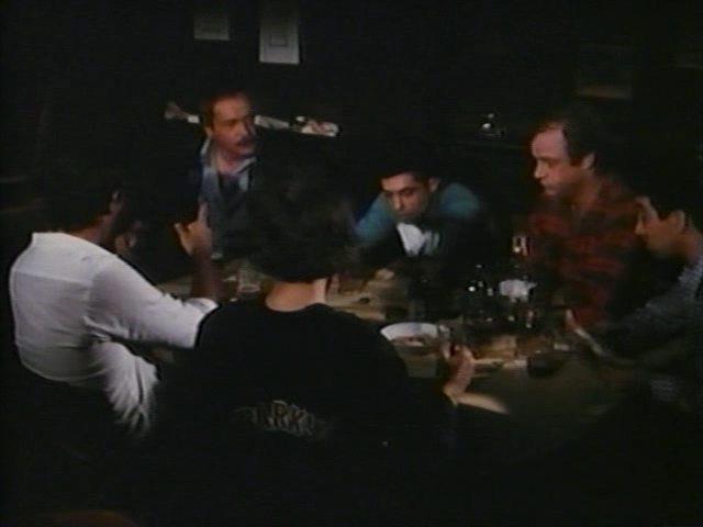 Кадр из фильма Обнаженная месть / Naked Vengeance (1985)