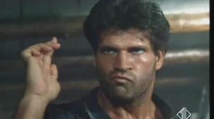 Кадры из фильма Стальные руки / Vendetta dal futuro (1986)