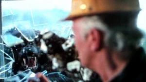 Кадры из фильма В тени Килиманджаро / In the Shadow of Kilimanjaro (1986)