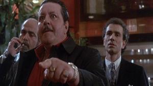 Кадры из фильма Мошенники / Wise Guys (1986)
