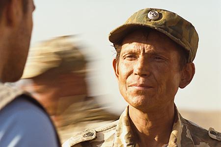 Кадр из фильма Чужие (2008)