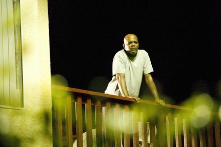 Кадр из фильма Добро пожаловать в Лэйквью / Lakeview Terrace (2008)