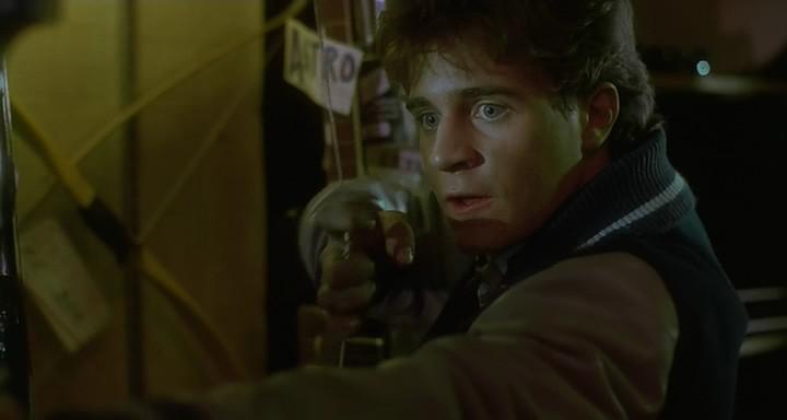 Кадр из фильма Вамп / Vamp (1986)