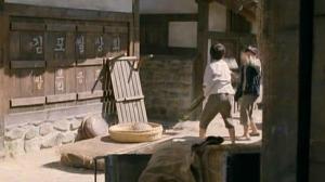 Кадры из фильма Парни не плачут / Sonyeoneun uljianneunda (2008)