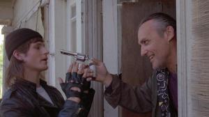 Кадры из фильма На берегу реки / River's Edge (1986)