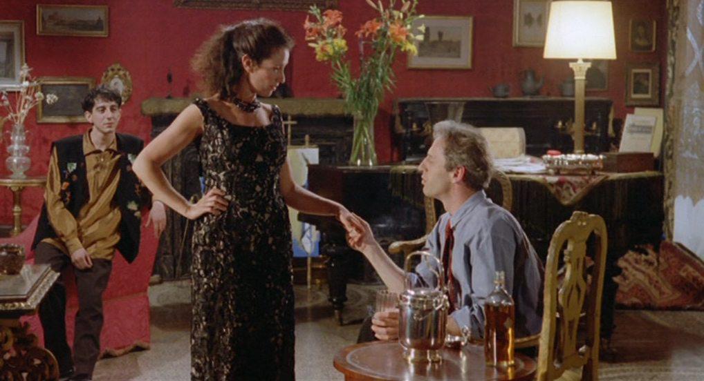 Кадр из фильма Страсть к Джулии / Desiderando Giulia (1986)