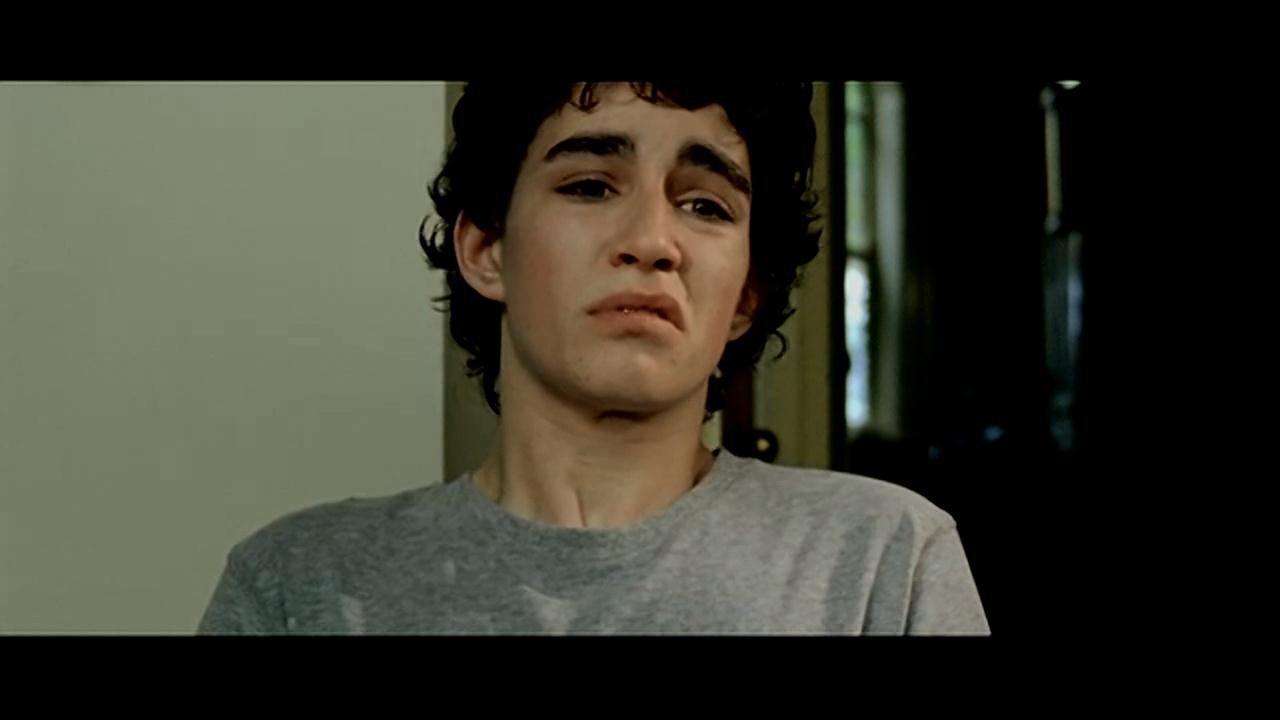 Кадр из фильма Беспомощное бесплотное существо / An Créatúr (2007)
