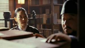 Кадры из фильма Дворцовые тени / Goongnyeo (2007)