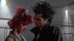 Кадры из фильма Современные девушки / Modern Girls (1986)