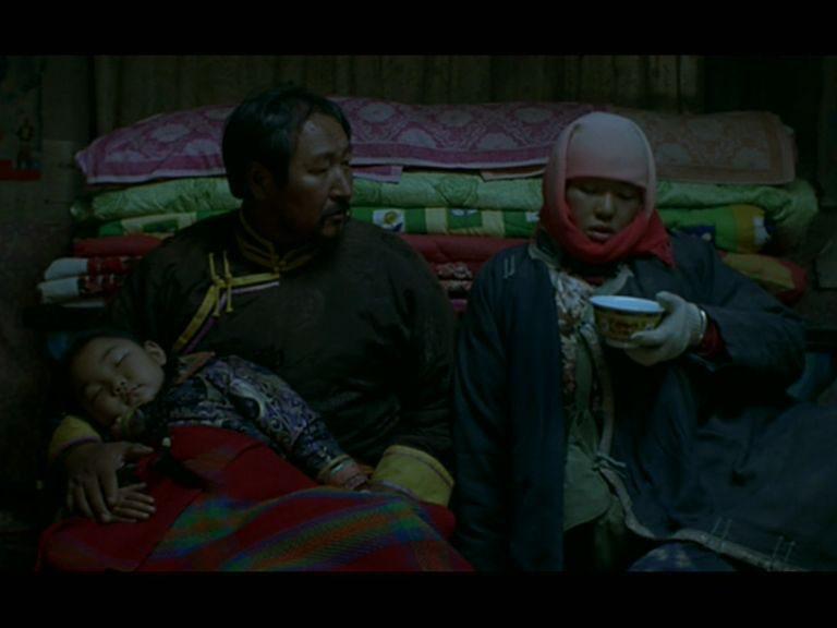 Кадр из фильма Свадьба Туи / Tuya de hun shi (2007)