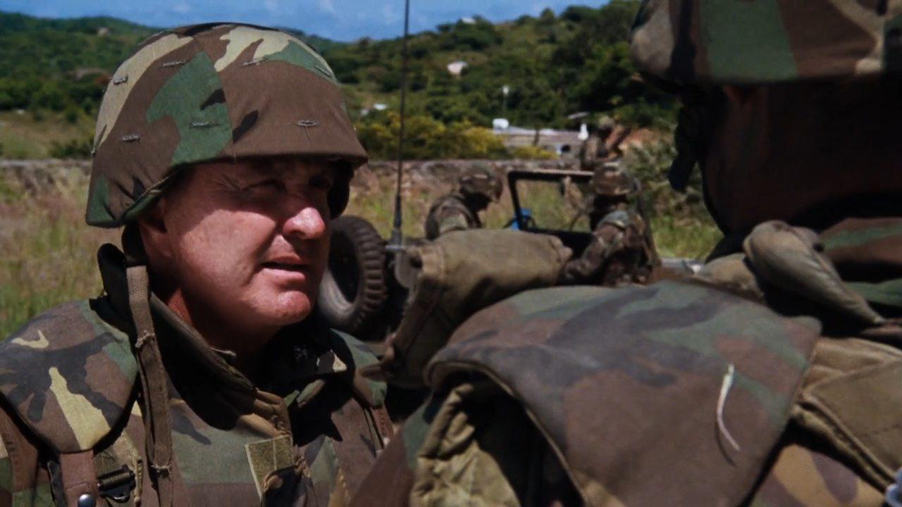 Кадр из фильма Перевал разбитых сердец / Heartbreak Ridge (1986)