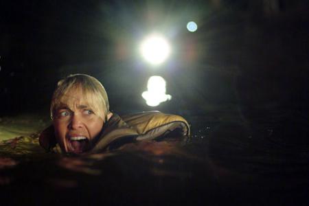 Кадр из фильма Крокодил / Rogue (2007)