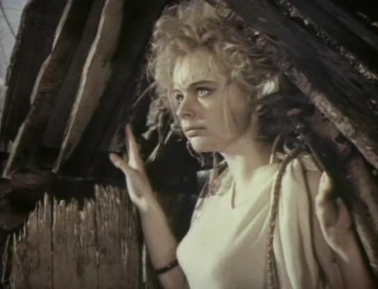 Кадр из фильма Она с метлой, он в черной шляпе (1987)