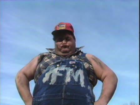Кадр из фильма Деревенские зомби / Redneck Zombies (1987)