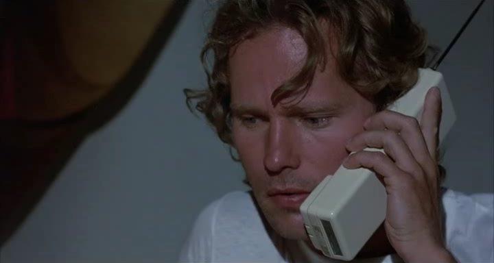 Кадр из фильма Отель «Колониаль» / Hotel Colonial (1987)