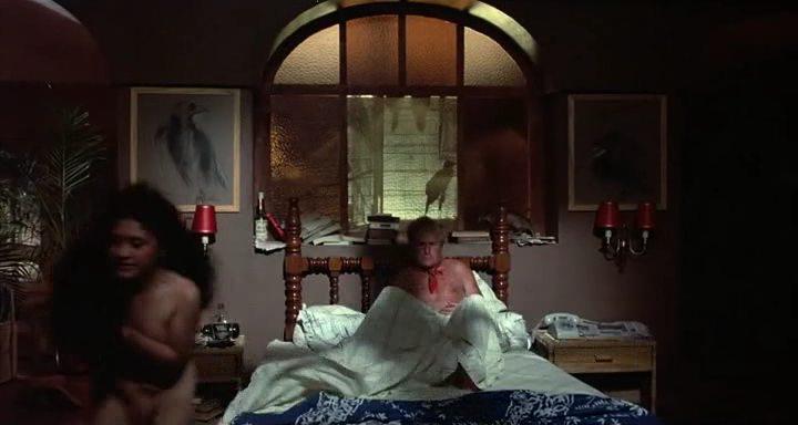 Кадр из фильма Отель «Колониаль» / Hotel Colonial (1987)