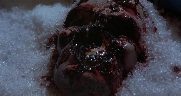 Кадр из фильма Отель «Колониаль» / Hotel Colonial (1987)