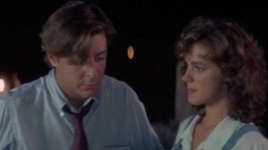 Кадры из фильма Шквальный огонь / From the Hip (1987)