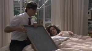 Кадры из фильма Шквальный огонь / From the Hip (1987)