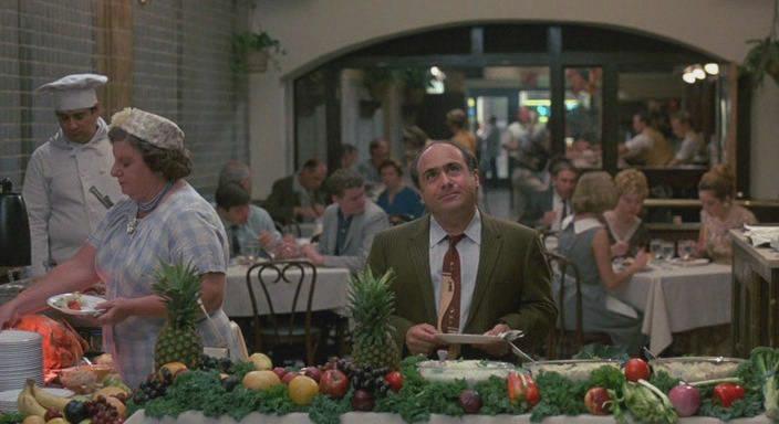 Кадр из фильма Алюминиевые человечки / Tin Men (1987)