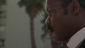 Кадры из фильма Смертельное оружие / Lethal weapon (1987)