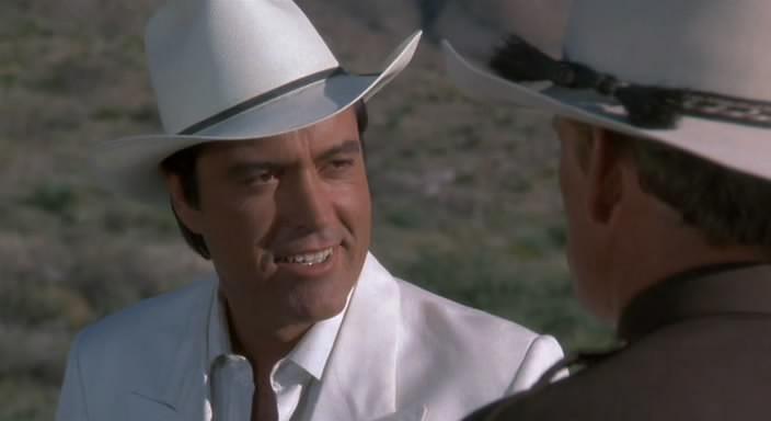 Кадр из фильма Все меры предосторожности / Extreme Prejudice (1987)