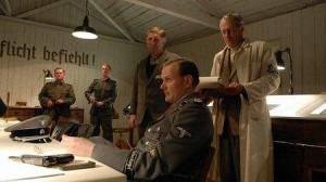 Кадры из фильма Фальшивомонетчики / Die Falscher (2007)